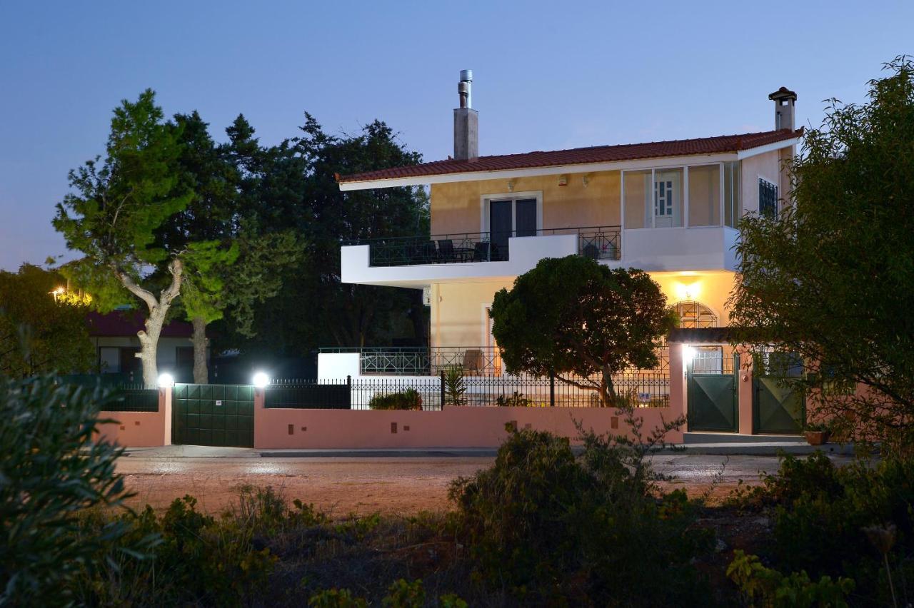 Domelia'S Luxury Apartments Near Airport & Beach Artemida  Buitenkant foto