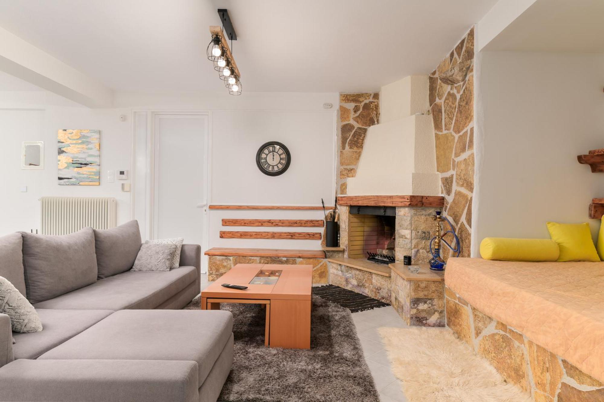 Domelia'S Luxury Apartments Near Airport & Beach Artemida  Buitenkant foto